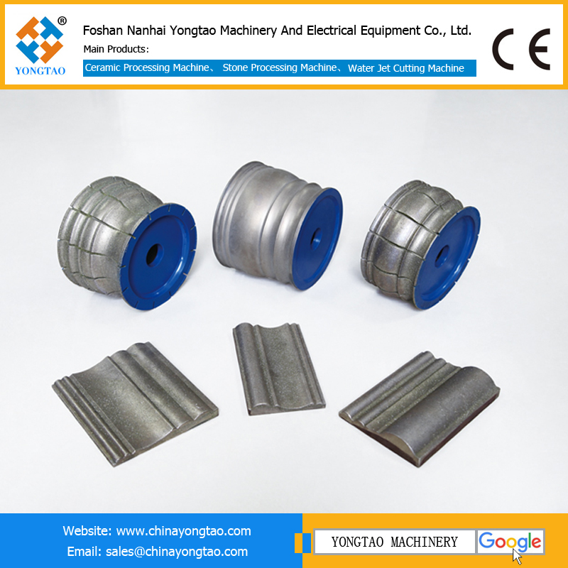 Diamond electroplating wheel